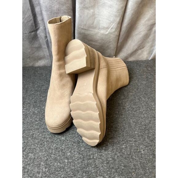 Dolce Vita Martey H2O Taupe Suede Waterproof Chelsea Lug Sole Boots Womens 8 - Picture 9 of 11